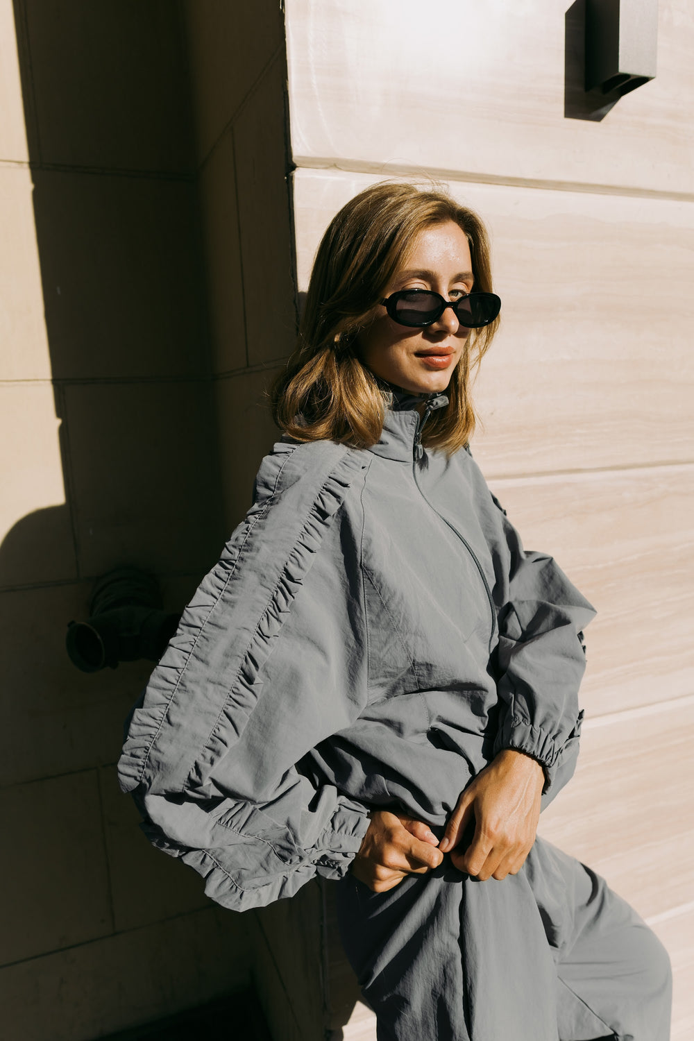 Ruffle sleeves in the sun